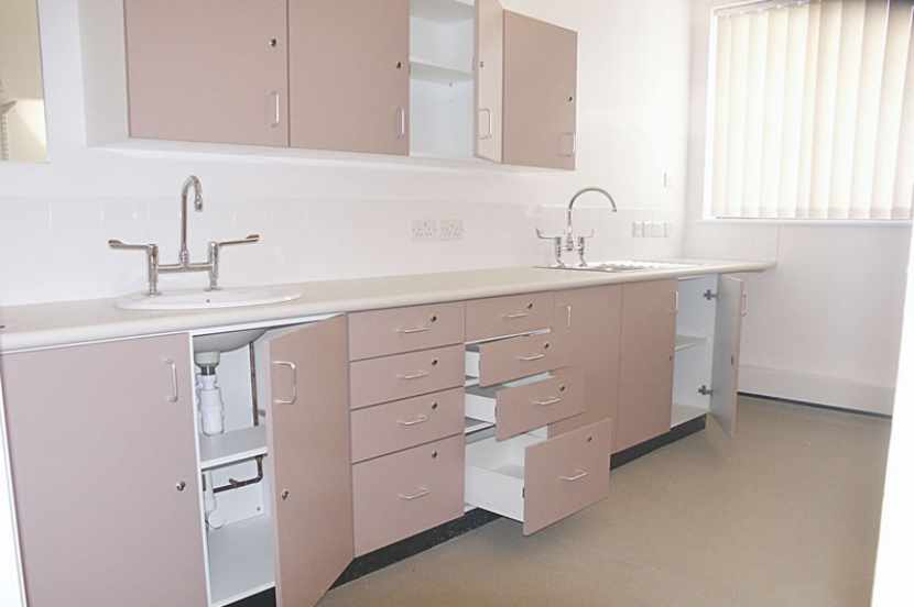 Looking good and saving lives: the importance of well-designed fitted hospital furniture