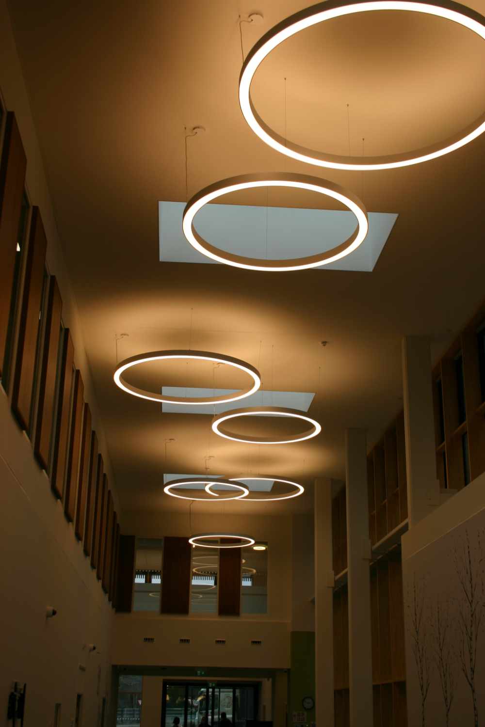 The main atrium at Heatherwood Hospital